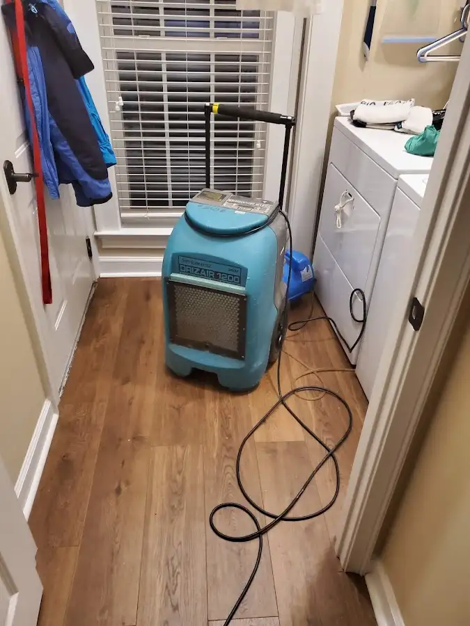 Commercial dehumidifier deployed for Crawl Space Restoration in Swampscott